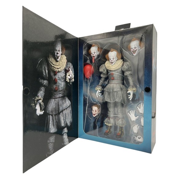 NECA IT 2017 Ultimate Bloody Pennywise & IT Chapter 2 Ultimate Pennywise Figures - Picture 4 of 16
